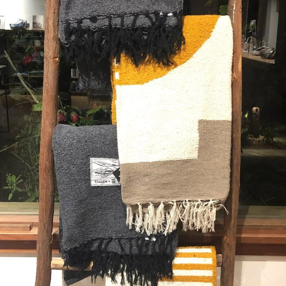NWT! Esalen + Trek Light Gear Blanket in Horizon‎ Gold